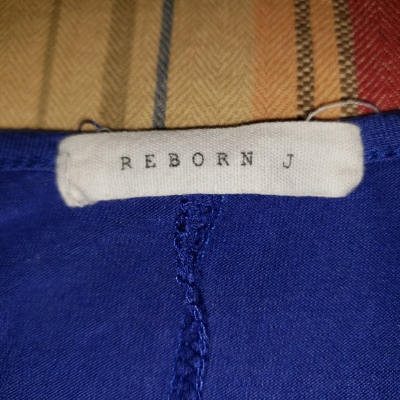 Women's Cold shoulder top royal blue size small - Picture 4 of 5